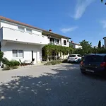 Blazevic 3* Omišalj
