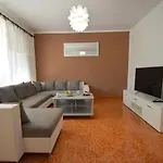Blazevic بيت ضيافة Omišalj