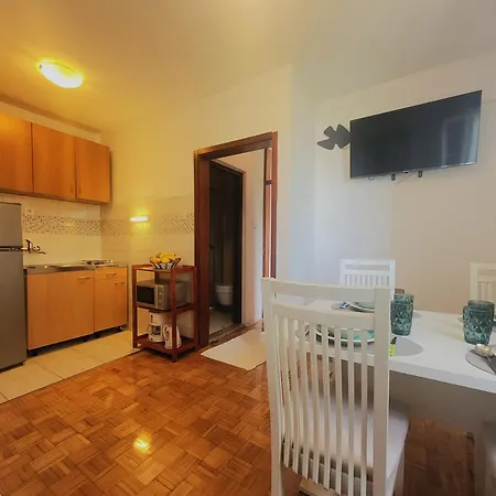 Blazevic 3* Omišalj