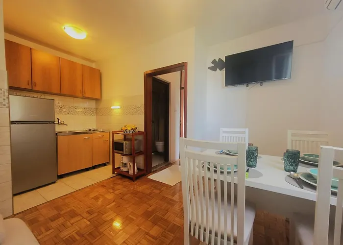 Blazevic 3* Omišalj